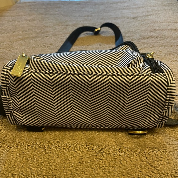 Jujube Mini BFF mini Chevron Not used - Picture 3 of 4